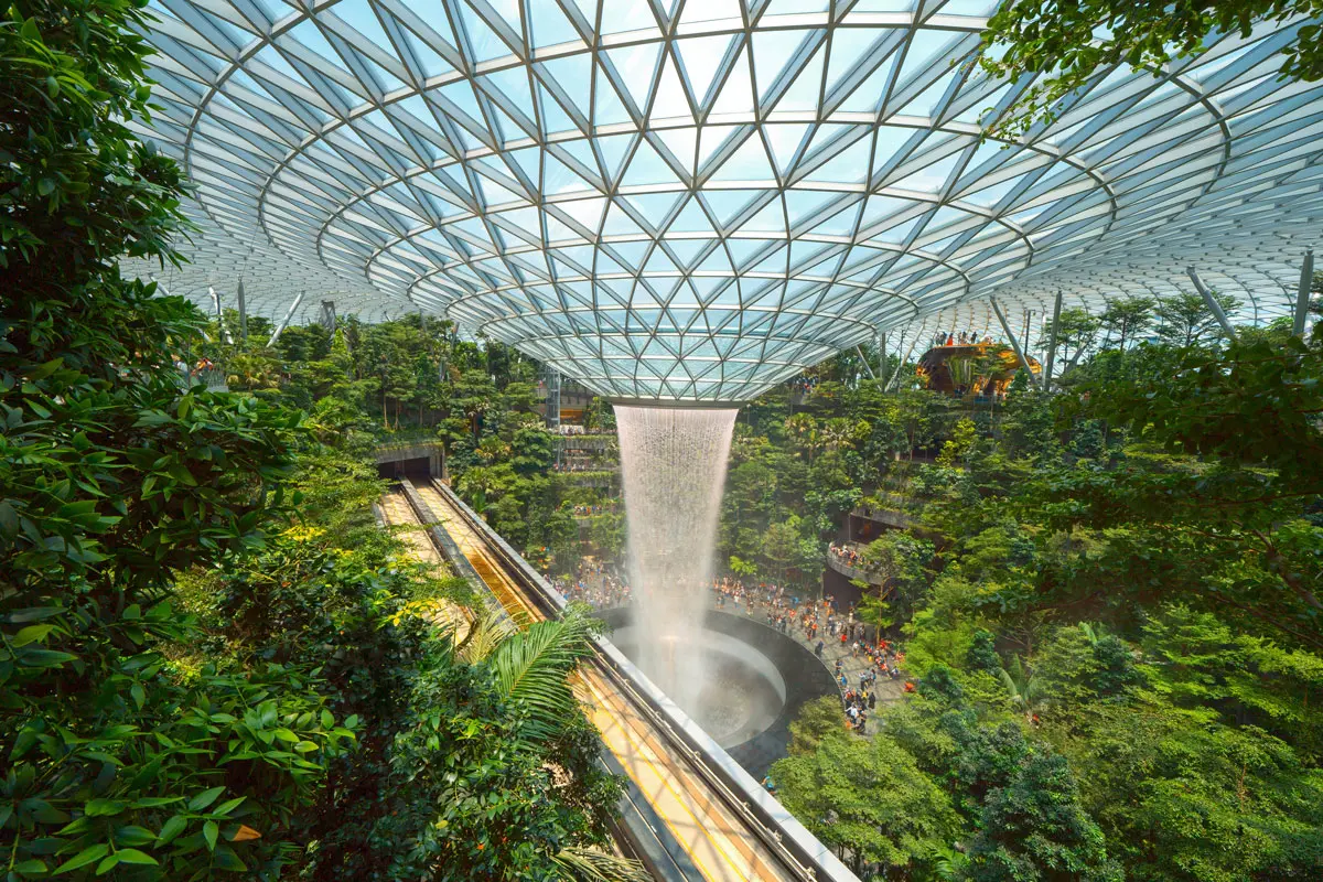 L’aéroport de Singapour est considéré comme le plus beau du monde : voici pourquoi